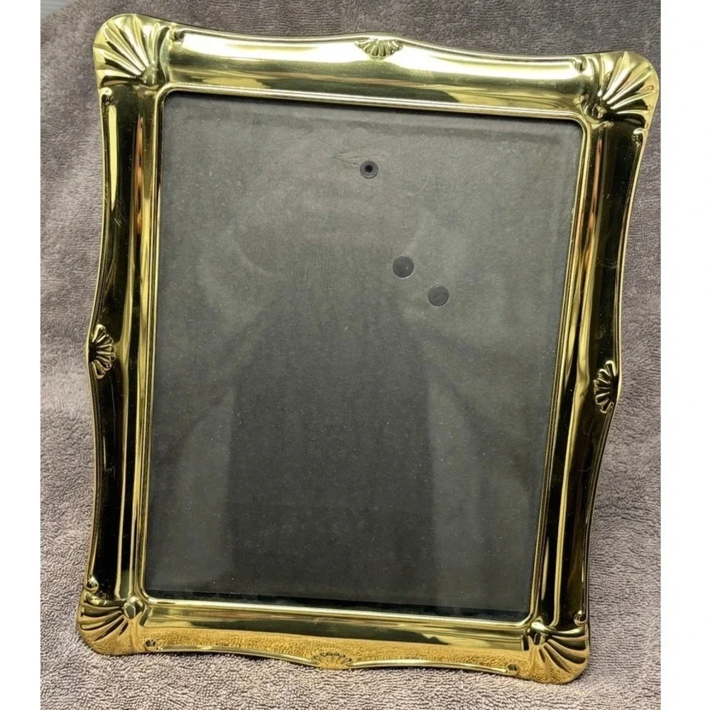 Vintage Brass 8x10 Picture Frame Ornate Polished Gold Tone Shell Detail Tabletop